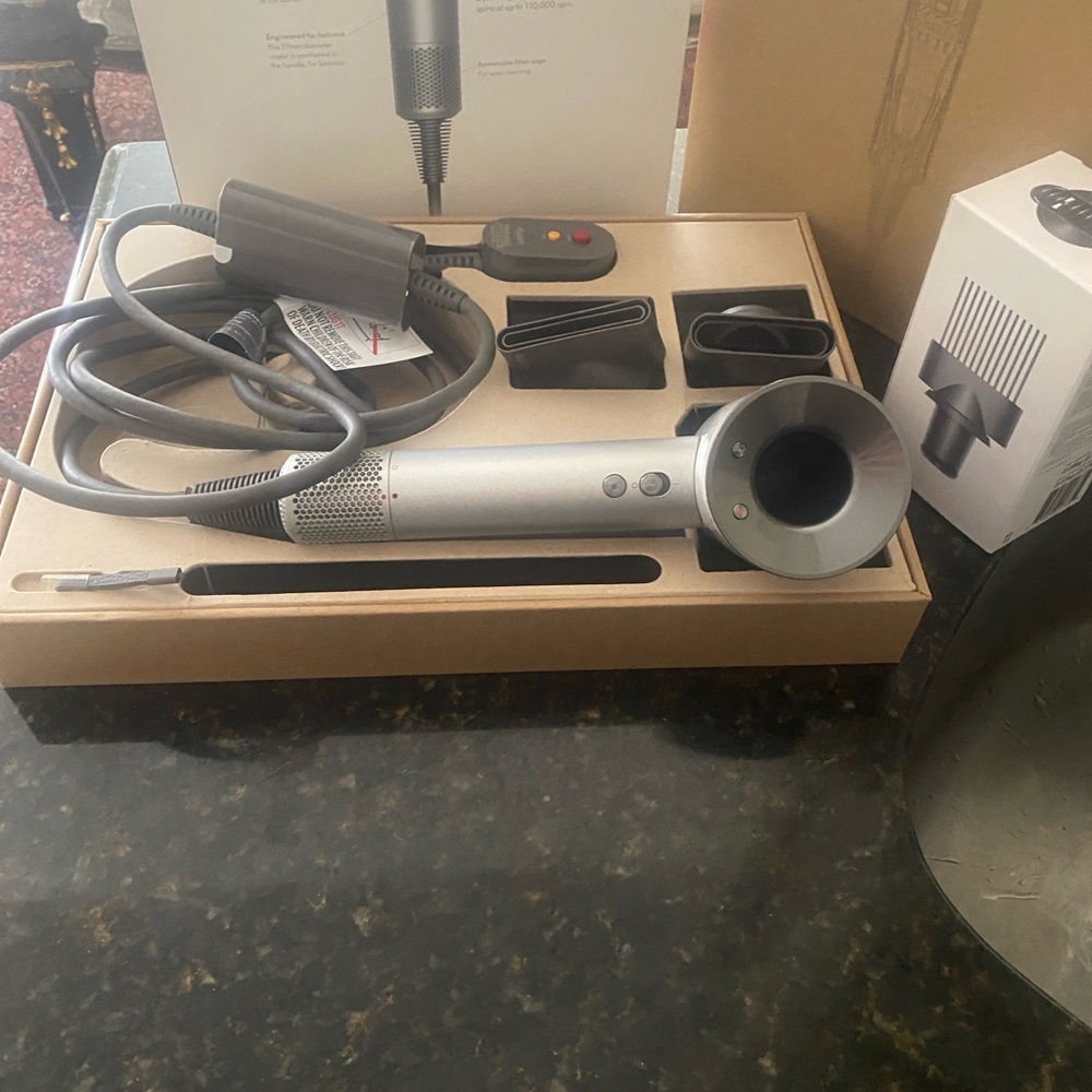 Dyson supersonic Sleek Silver Hair Dryer with Attachments